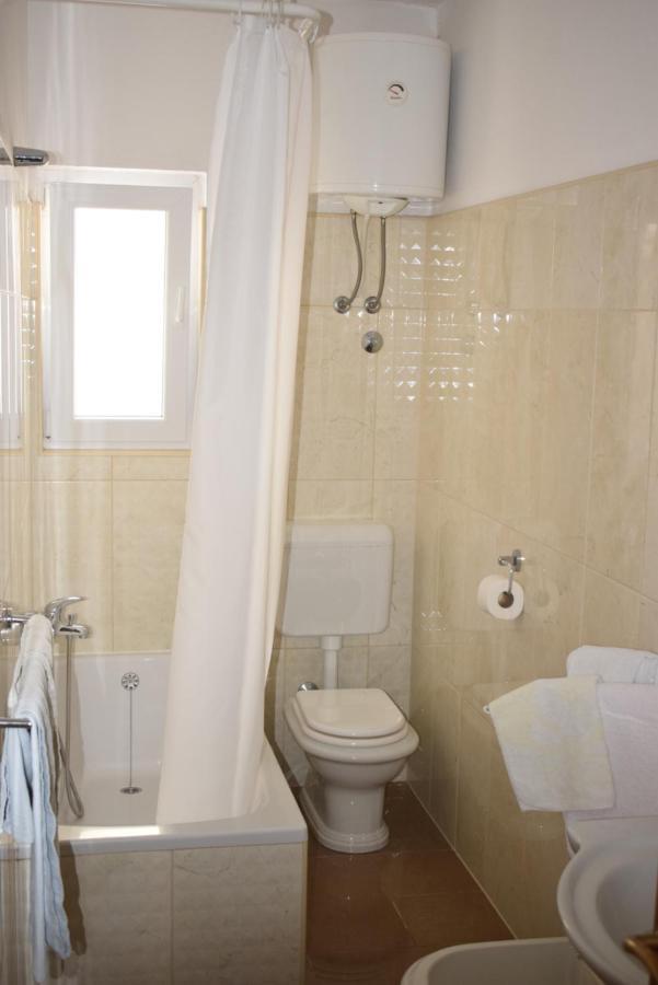 Apartmani Katica ノヴァリャ エクステリア 写真